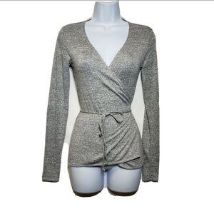 Aritzia Wilfred Free Grey Long Sleeve Tie Top S